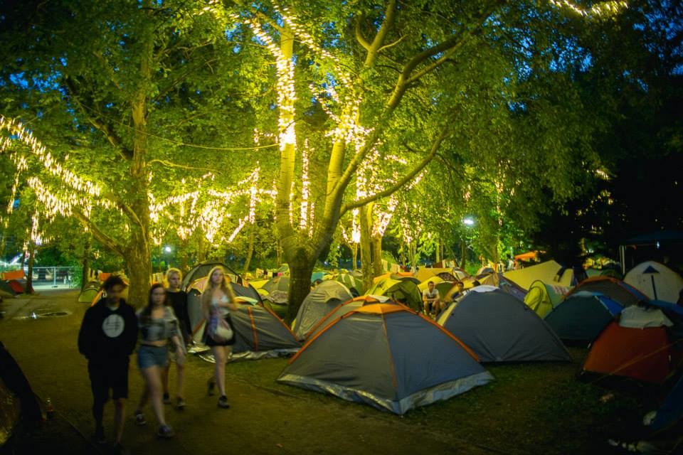 La saison des festivals - camping